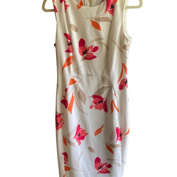 Calvin Klein Dresses & Skirts - Calvin Klein floral dress - size 6